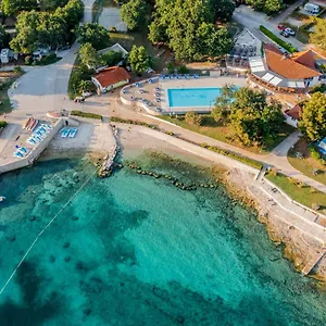 Vakantiepark Solaris, Tar-Vabriga